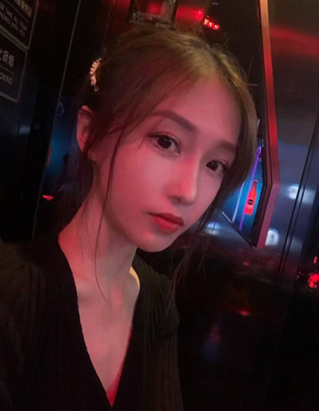 沈阳大一学生在店兼职